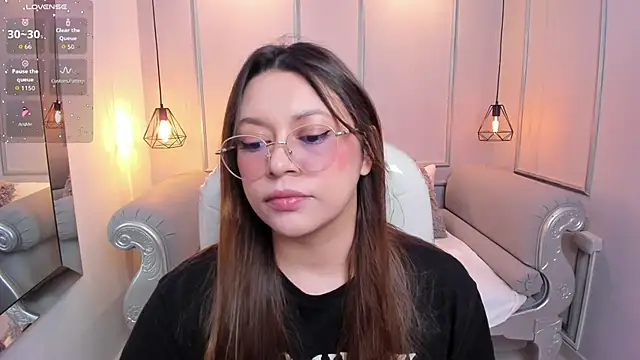 Lanna18 online show from 1, 10, 2025