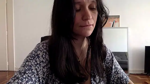 Snapshot of beatrizspbr chatting on 17, 3, 2026 beatrizspbr online show from 17, 3, 2026