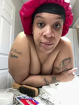 SexyHoneyRedd online show from 13, 1, 2025