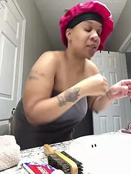 SexyHoneyRedd online show from 17, 1, 2025