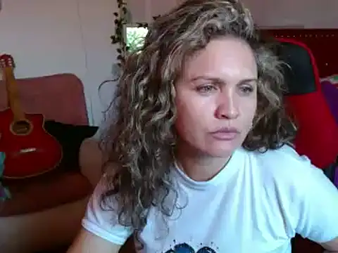 helenca43 online show from 20, 2, 2025