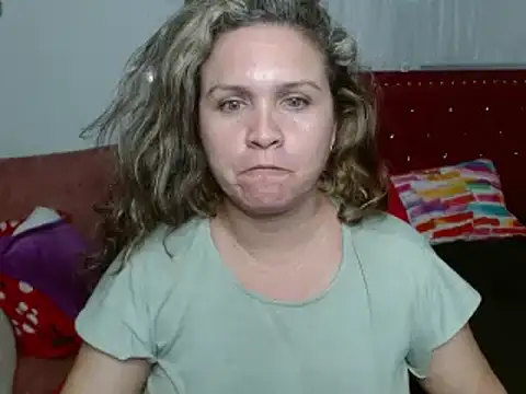 helenca43 online show from 2, 3, 2025