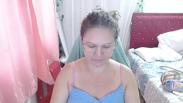 helenca43 online show from 24, 9, 2025