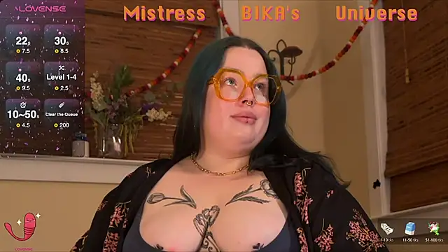 Snapshot of MissBika chatting on 4, 3, 2025 MissBika online show from 4, 3, 2025