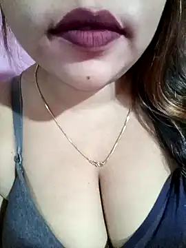 Snapshot of Beautyy38 chatting on 31, 12, 2024 Beautyy38 online show from 31, 12, 2024
