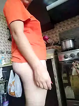 Snapshot of Im_Alma_ chatting on 9, 12, 2024 Im Alma online show from 9, 12, 2024