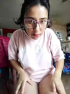 Snapshot of Im_Alma_ chatting on 11, 1, 2025 Im Alma online show from 11, 1, 2025