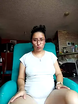 Snapshot of Im_Alma_ chatting on 13, 3, 2026 Im Alma online show from 13, 3, 2026