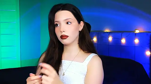 Stacy Gonzales  online show from 26, 2, 2025