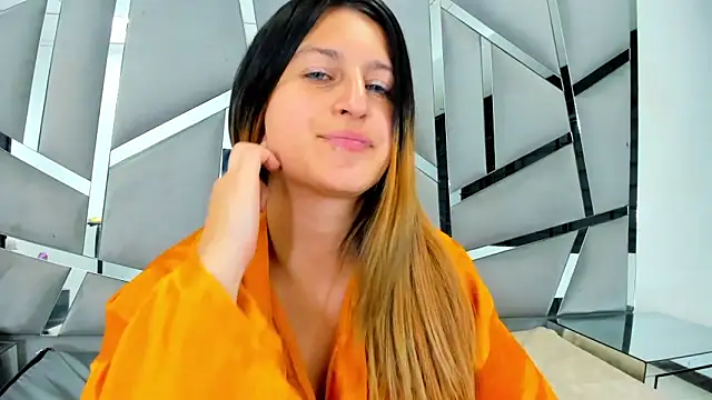 GiaRoussel online show from 9, 2, 2025