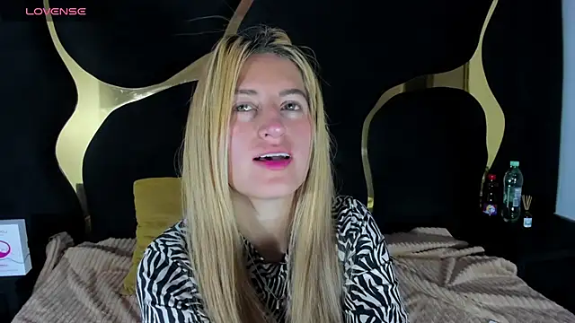 GiaRoussel online show from 23, 2, 2026