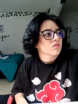 Snapshot of Lin-cute chatting on 31, 1, 2025 Lin-cute online show from 31, 1, 2025