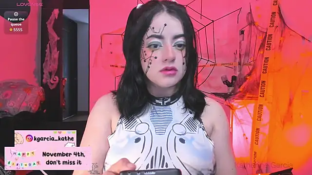 Snapshot of Lin-cute chatting on 25, 10, 2025 Lin-cute online show from 25, 10, 2025