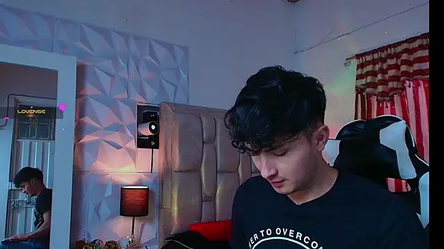 Snapshot of santyago_taylor chatting on 24, 1, 2025 santyago taylor online show from 24, 1, 2025