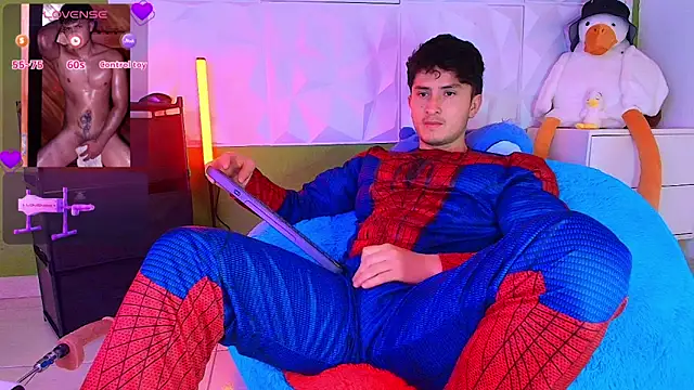 Snapshot of santyago_taylor chatting on 2, 10, 2025 santyago taylor online show from 2, 10, 2025