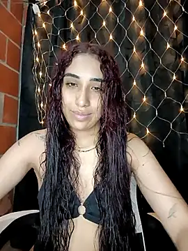 ifeelverywet andhot online show from 10, 10, 2025