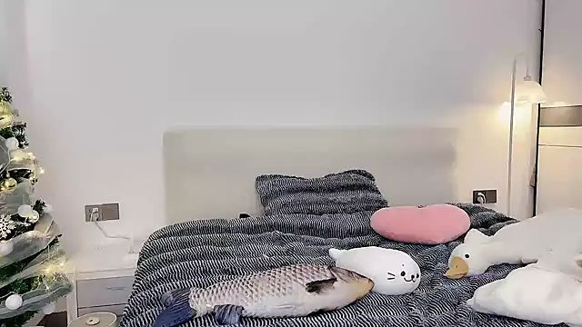 Fish   online show from 11, 2, 2025