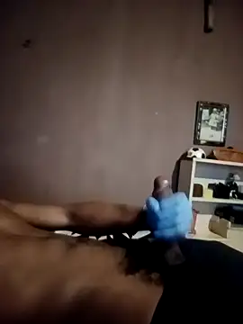 Snapshot of mbuyeleni chatting on 19, 10, 2025 mbuyeleni online show from 19, 10, 2025