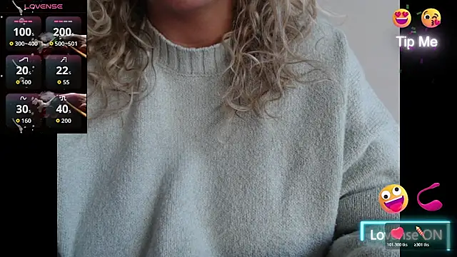 Snapshot of JenniLowen chatting on 15, 5, 2026 JenniLowen online show from 15, 5, 2026