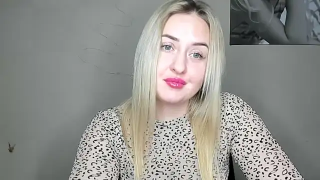 Snapshot of KennaJamess8 chatting on 6, 12, 2024 KennaJamess8 online show from 6, 12, 2024