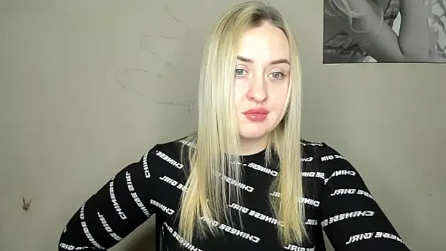 Snapshot of KennaJamess8 chatting on 10, 12, 2024 KennaJamess8 online show from 10, 12, 2024