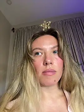 Olalovee online show from 14, 12, 2025