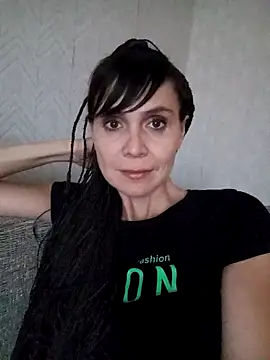 Francenia lolis online show from 2, 12, 2024