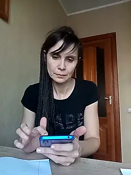 Francenia lolis online show from 12, 12, 2024