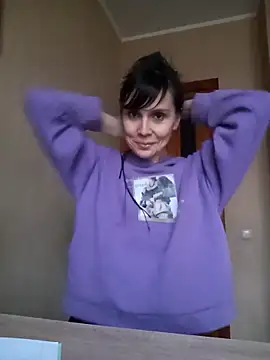 Francenia lolis online show from 3, 1, 2025