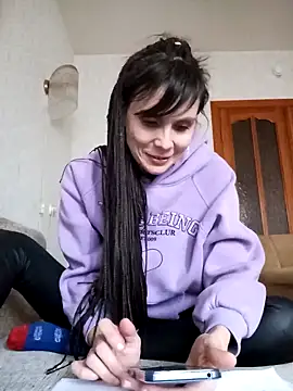Francenia lolis online show from 22, 1, 2025