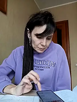 Francenia lolis online show from 27, 1, 2025