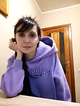 Francenia lolis online show from 30, 1, 2025