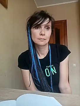 Snapshot of Francenia_lolis chatting on 19, 9, 2025 Francenia lolis online show from 19, 9, 2025