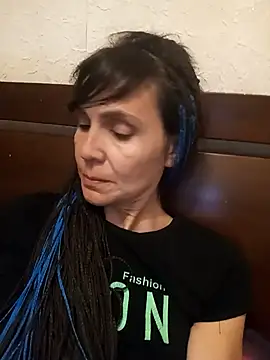 Snapshot of Francenia_lolis chatting on 19, 9, 2025 Francenia lolis online show from 19, 9, 2025