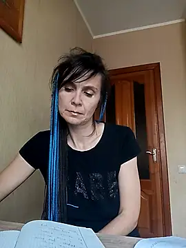 Snapshot of Francenia_lolis chatting on 3, 10, 2025 Francenia lolis online show from 3, 10, 2025