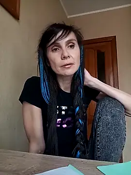 Snapshot of Francenia_lolis chatting on 3, 11, 2025 Francenia lolis online show from 3, 11, 2025