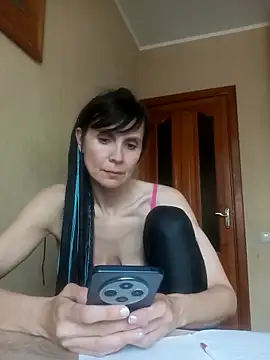 Francenia lolis online show from 28, 5, 2026