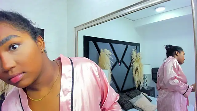 AlejandraLeroy online show from 13, 3, 2025