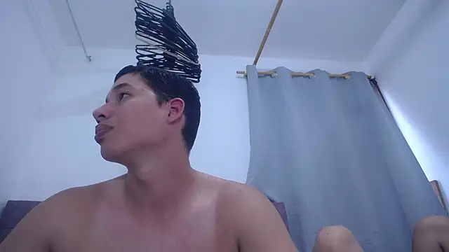 Snapshot of CoupleLatinn chatting on 15, 7, 2026 CoupleLatinn online show from 15, 7, 2026