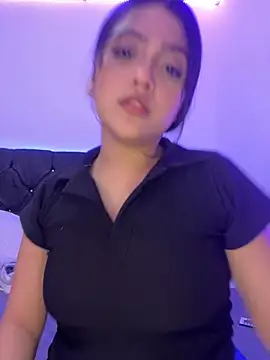 Snapshot of alisson_carolina73 chatting on 8, 12, 2024 alisson carolina73 online show from 8, 12, 2024