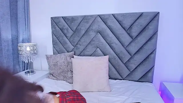 Juanita owens online show from 27, 2, 2025