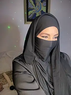 Snapshot of Zeynep-Lahsen chatting on 15, 1, 2025 Zeynep-Lahsen online show from 15, 1, 2025