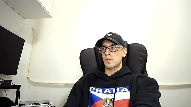 Snapshot of mikealcorleone chatting on 12, 12, 2024 mikealcorleone online show from 12, 12, 2024