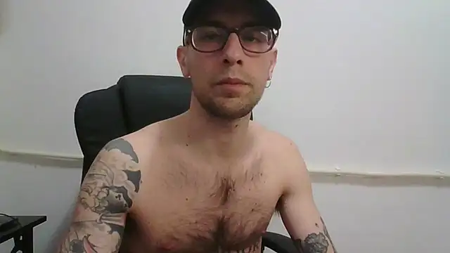 Snapshot of mikealcorleone chatting on 18, 1, 2025 mikealcorleone online show from 18, 1, 2025