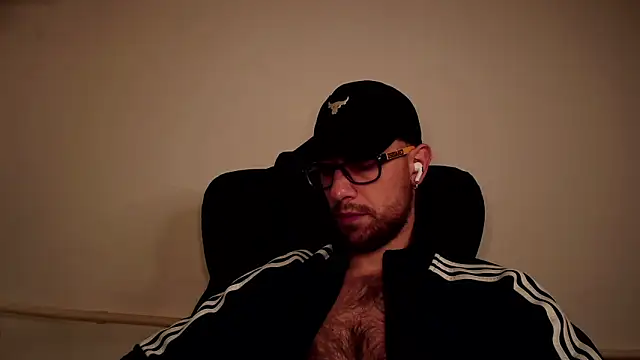 Snapshot of mikealcorleone chatting on 13, 2, 2025 mikealcorleone online show from 13, 2, 2025
