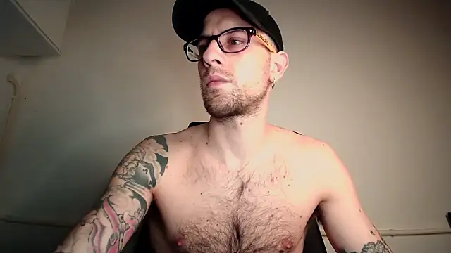Snapshot of mikealcorleone chatting on 6, 3, 2025 mikealcorleone online show from 6, 3, 2025
