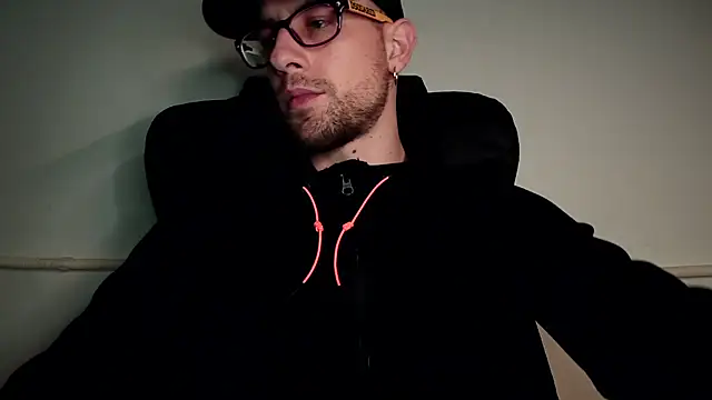 Snapshot of mikealcorleone chatting on 7, 3, 2025 mikealcorleone online show from 7, 3, 2025