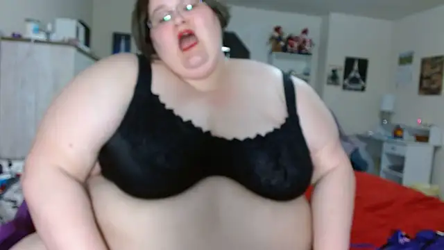 Snapshot of ChristineLusst chatting on 8, 3, 2025 ChristineLusst online show from 8, 3, 2025