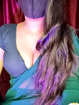 Snapshot of SexyAndHottie chatting on 31, 1, 2025 SexyAndHottie online show from 31, 1, 2025