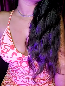 Snapshot of SexyAndHottie chatting on 26, 9, 2025 SexyAndHottie online show from 26, 9, 2025